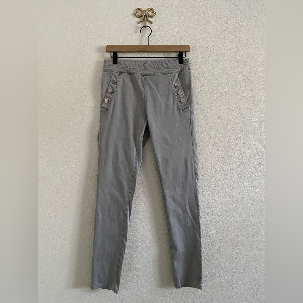 Bevy Flog Gray Pull On Skinny Pants Womens Size 27 Stretch Detail Button